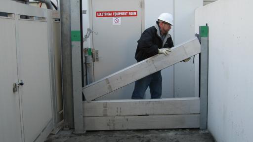Installing flood gates